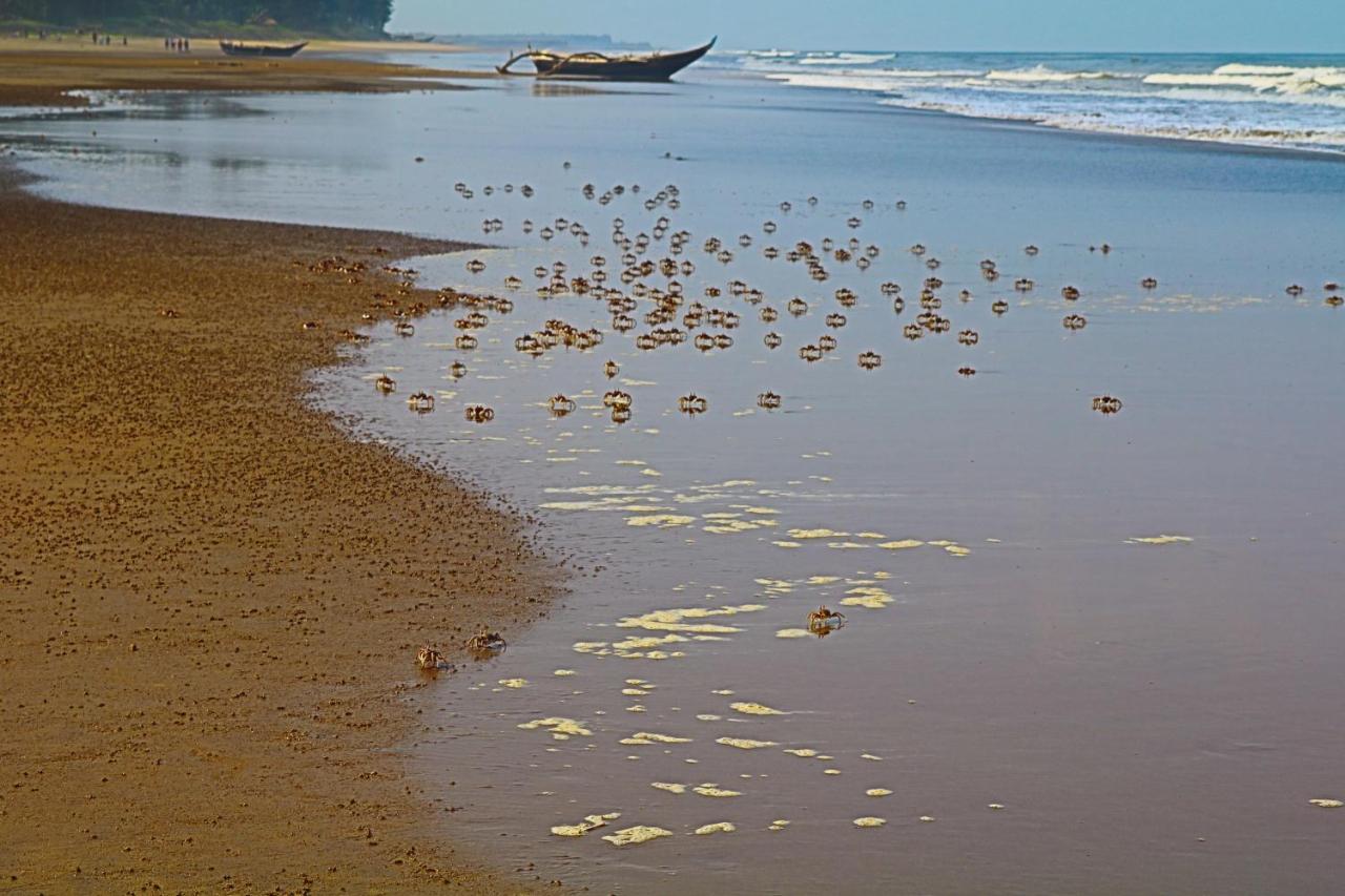 Beach: Athaang Beach Resort