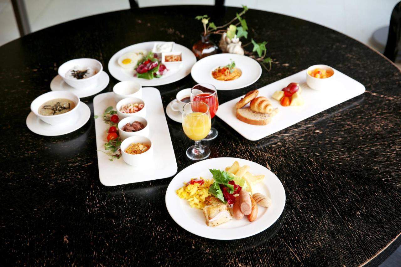 The Riverside Hotel - 3