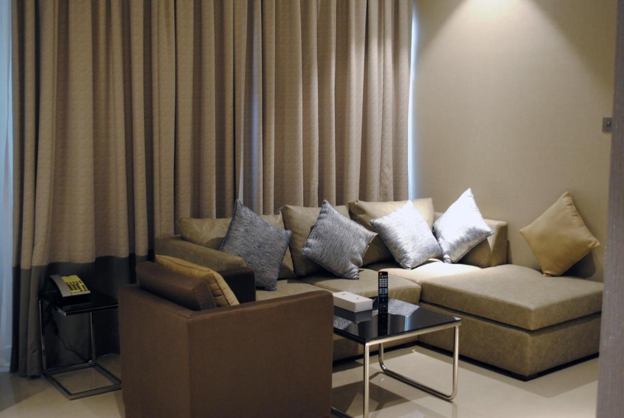 Versailles by Raviz Hotel photo