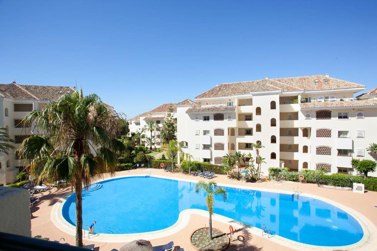 Hacienda Playa Apartment, Marbella, Spain - Booking.com
