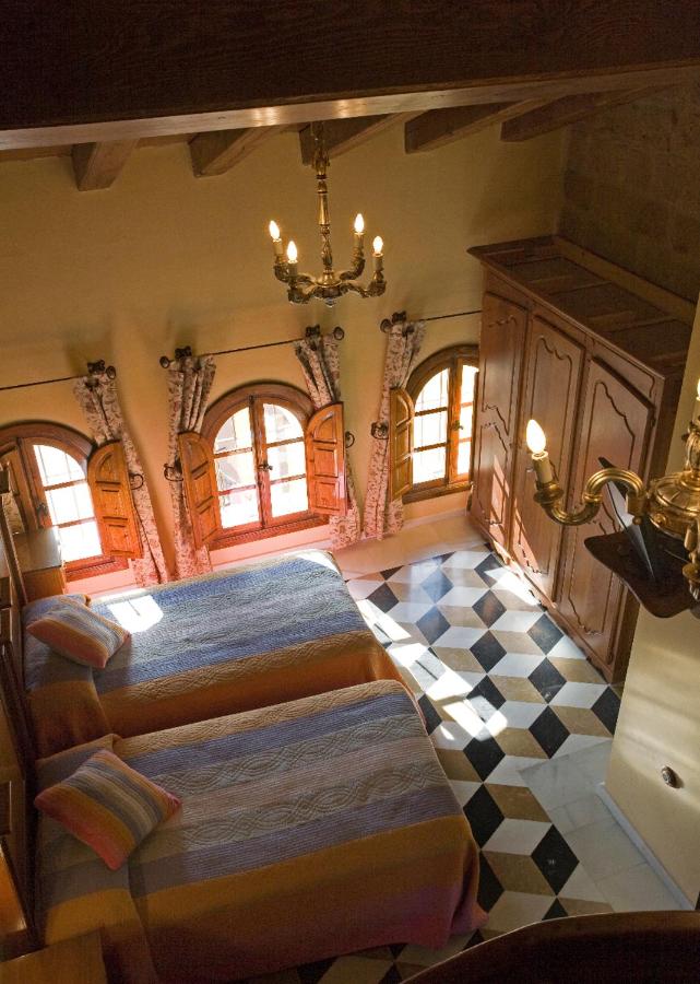 Casa rural Casa Cavez (España Sangarrén) - Booking.com