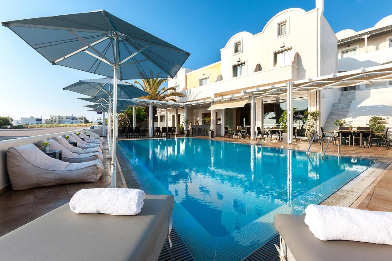 Memories Beach Hotel - 4