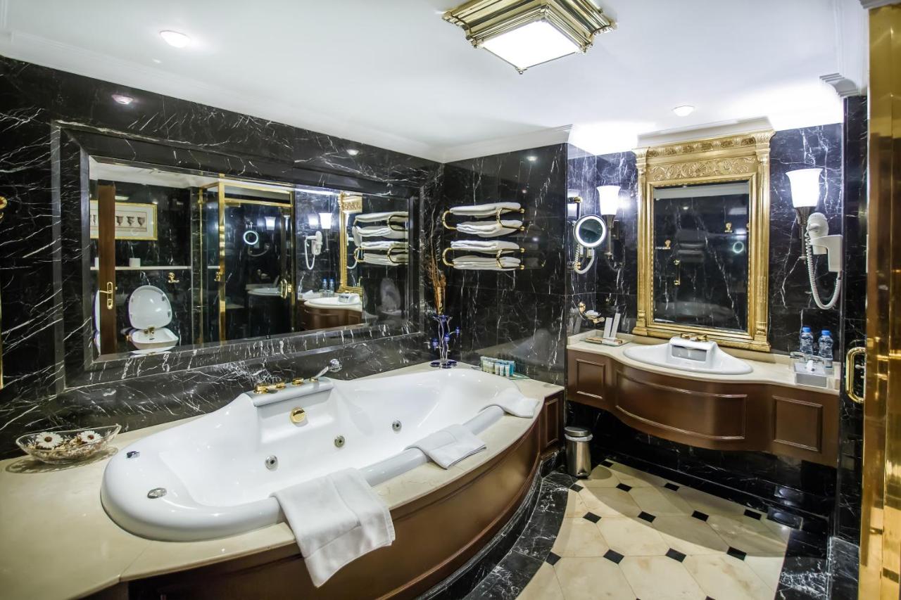 Grand Excelsior Hotel Deira photo