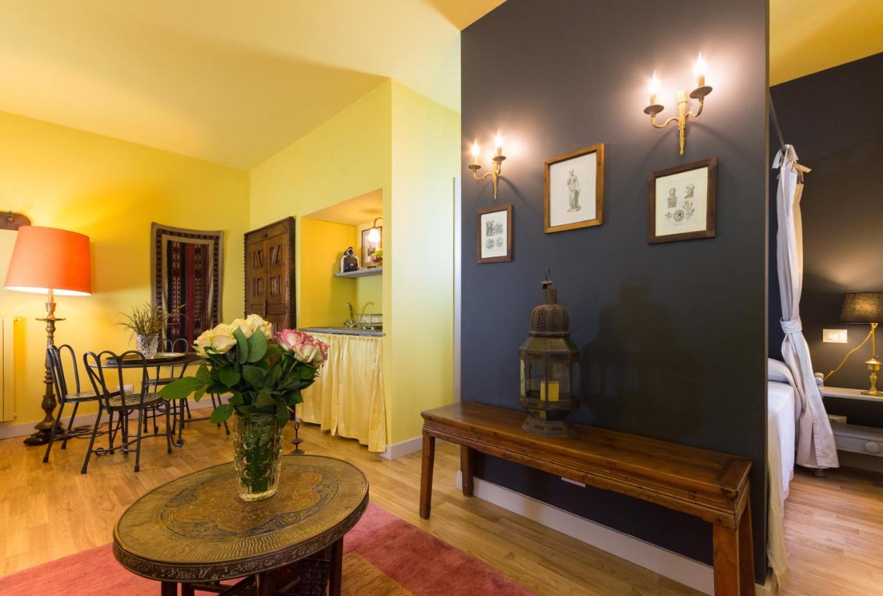 Porta Palace Apartments photo