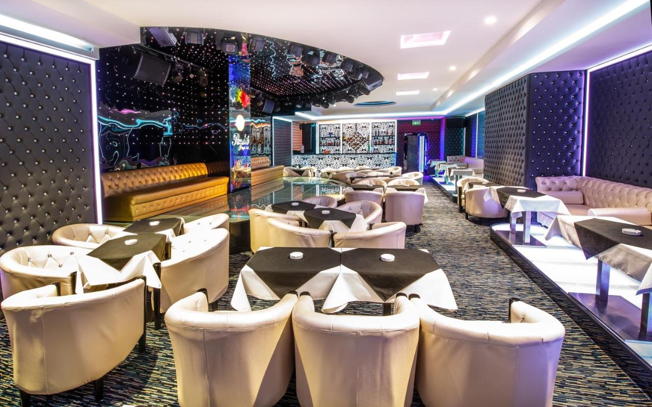 Grand Excelsior Hotel Deira photo