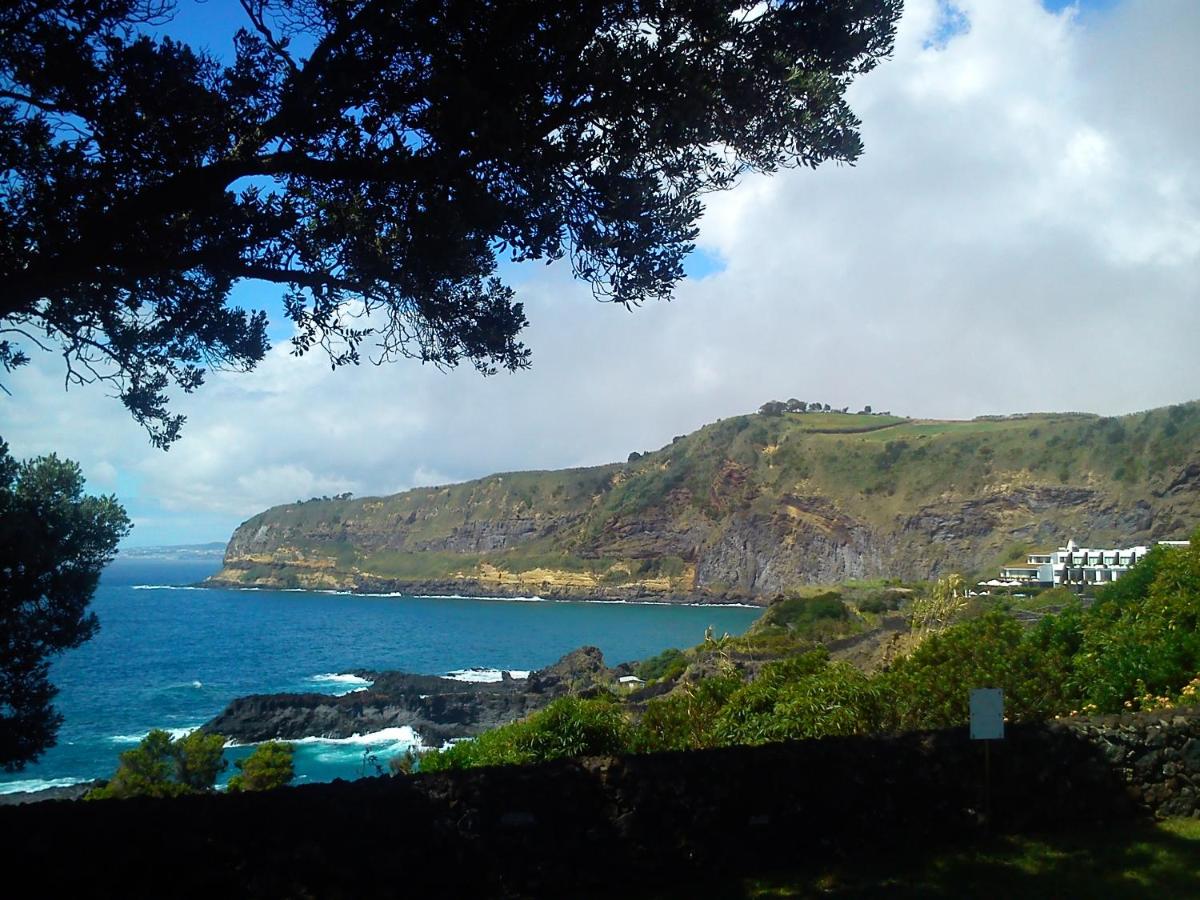 Beach: Caloura Camellia House