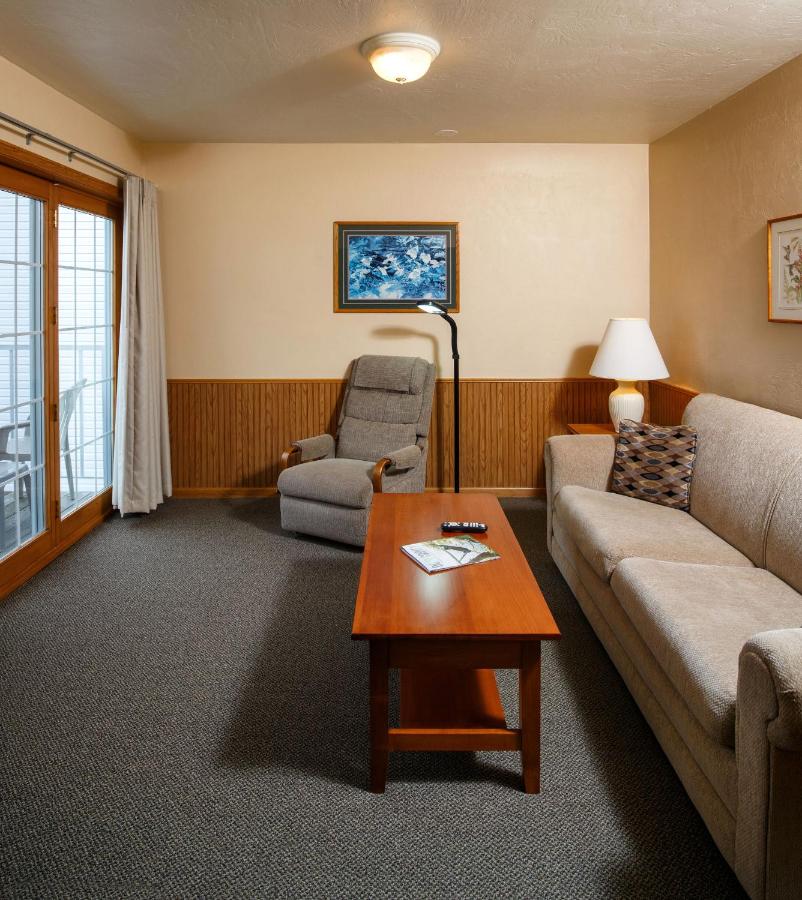 Ephraim Shores Resort — photo 21