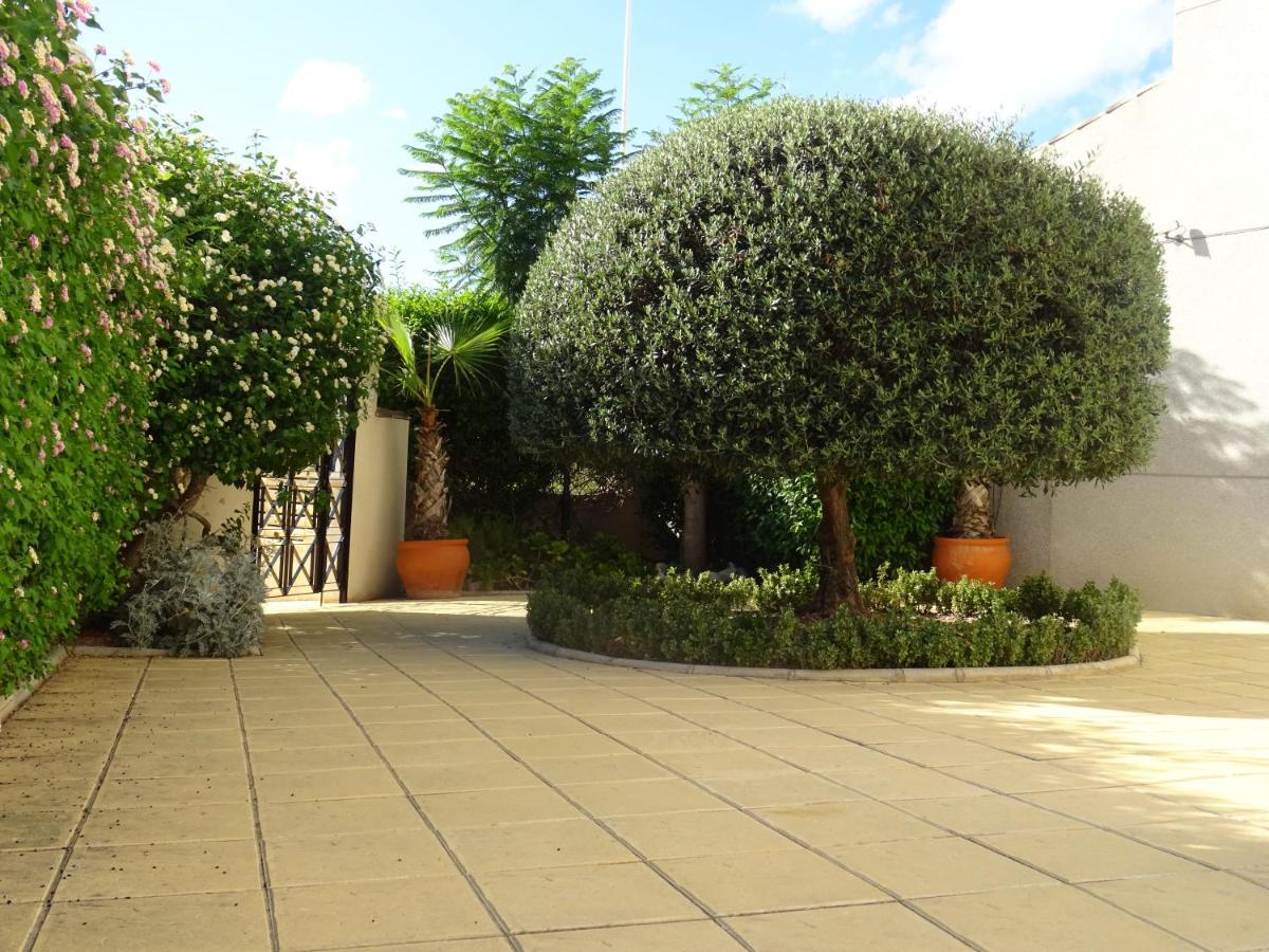 Apartamentos Puerto Principe, Guardamar del Segura, Spain ...
