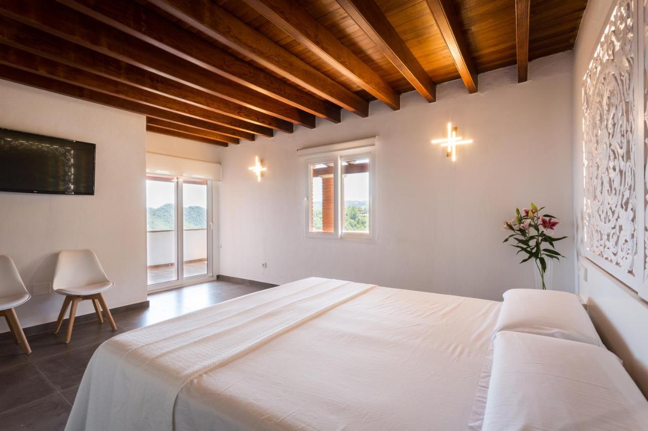 Villa Xarraca, Sant Joan de Labritja, Spain - Booking.com