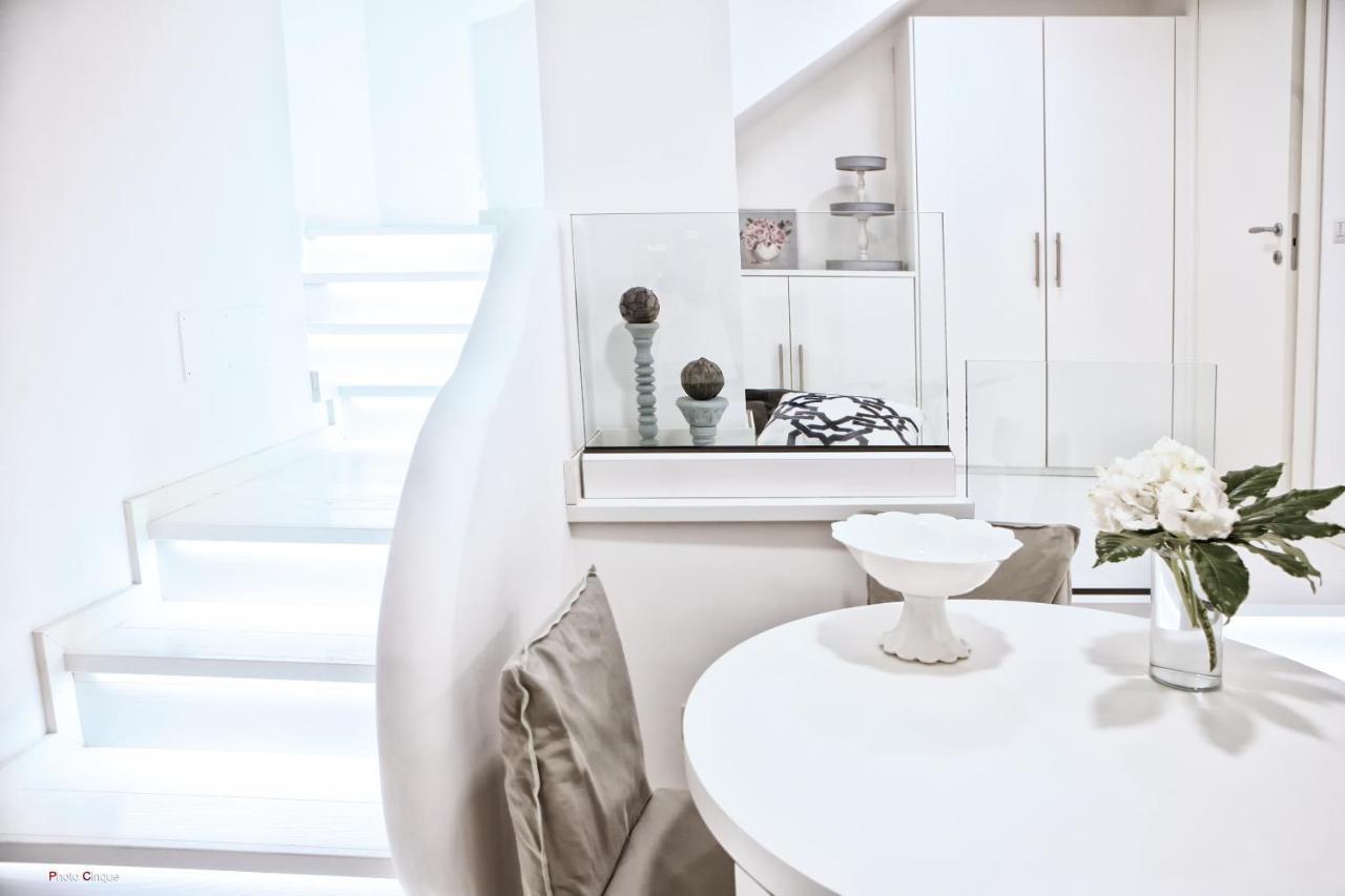 White Stylish Apartments photo