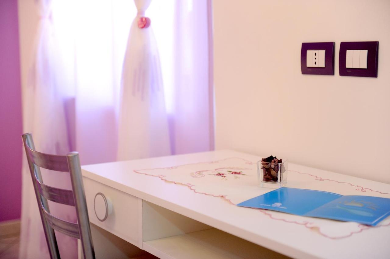 L'Isola Del Postino Rooms photo