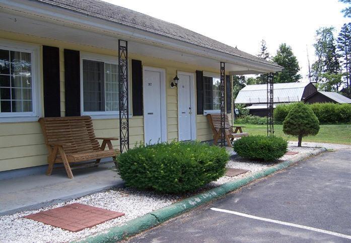 The Weathervane Motel — photo 11