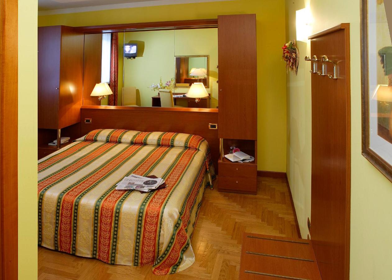 Hotel Antico Moro photo