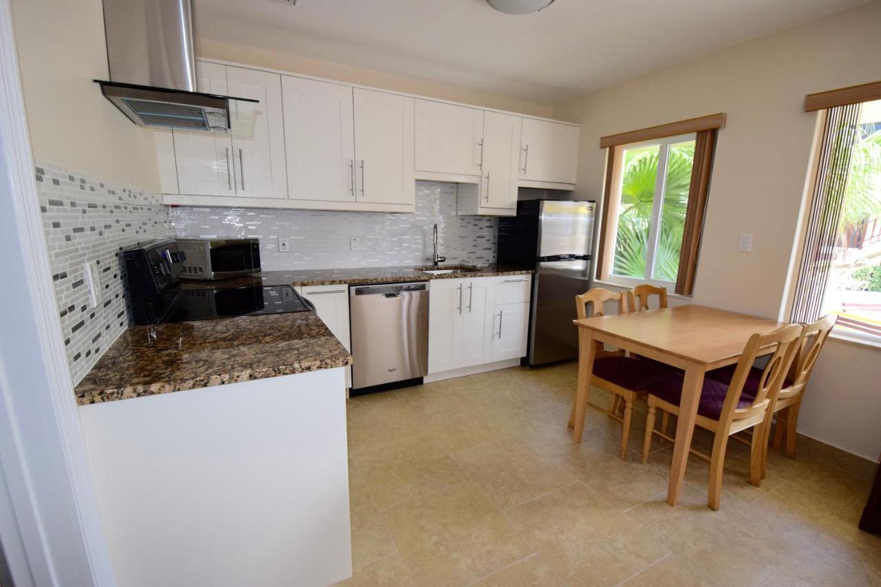 Surf Side Resort — photo 23