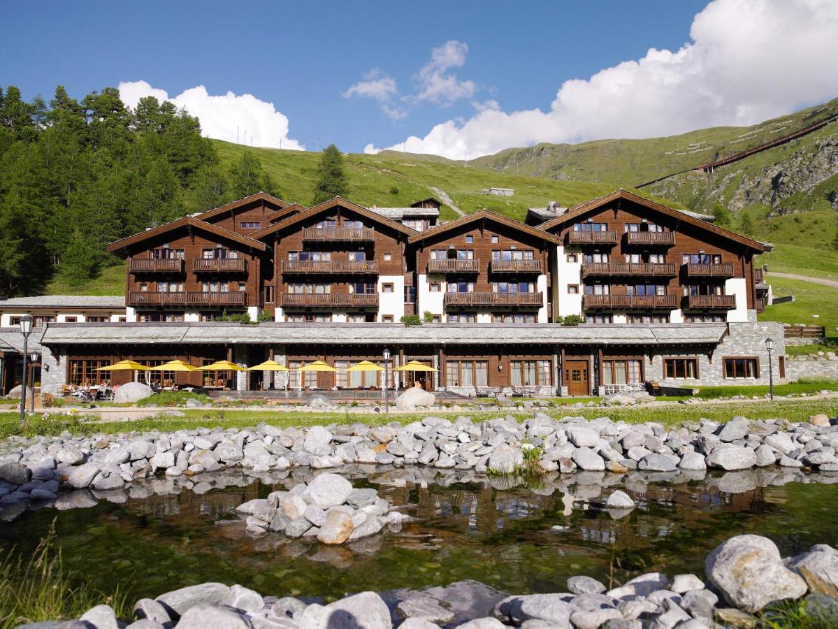 Riffelalp Resort 2222m - Ski-in & Ski-out photo