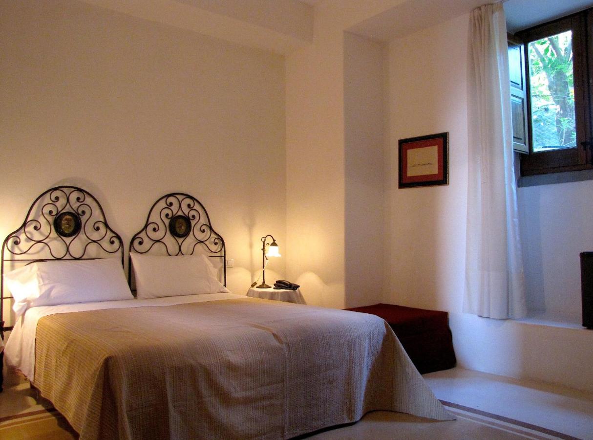 Hotel Santa Marina Antica Foresteria photo