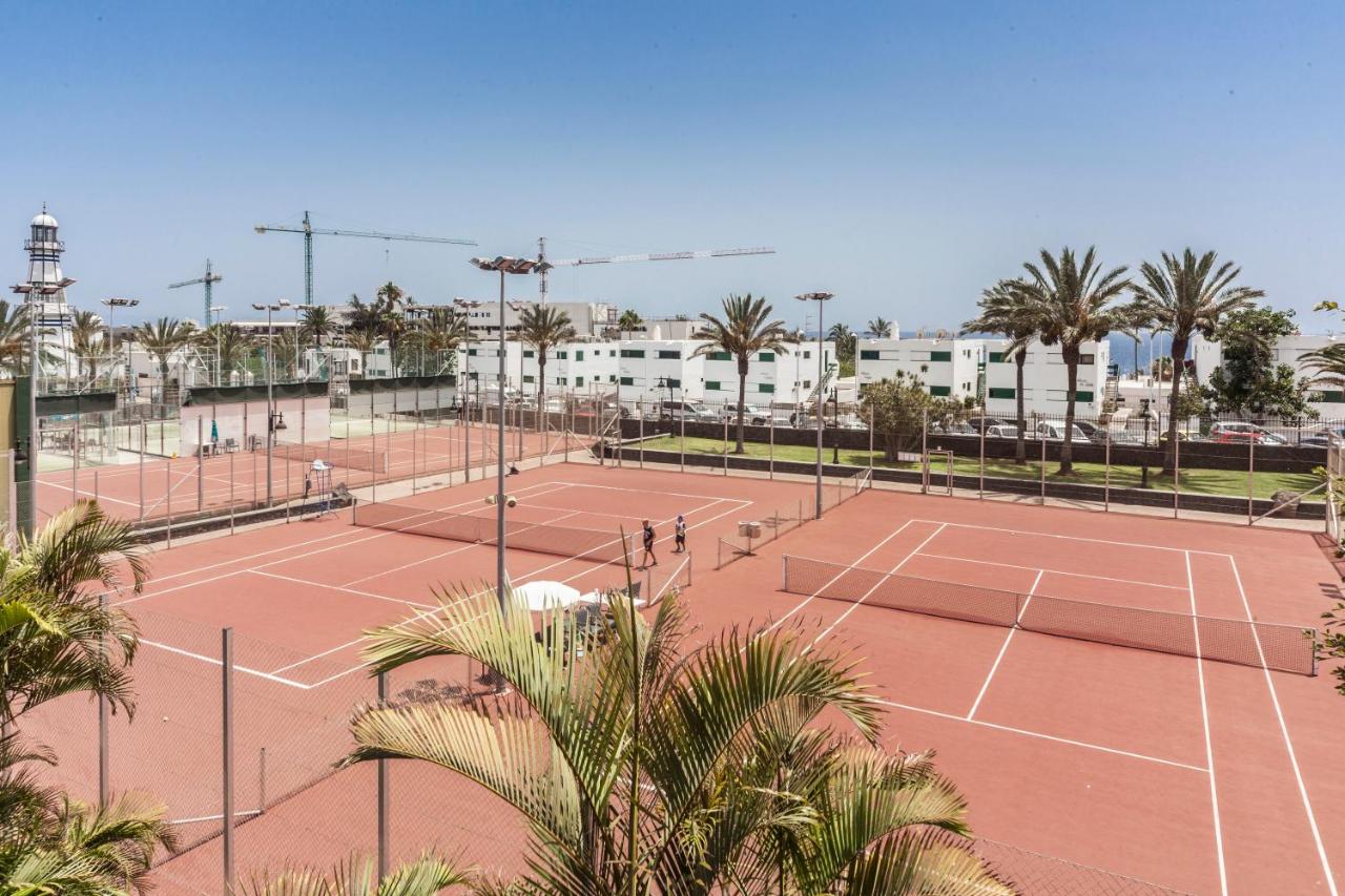 Tennis court: Apartamento Ricardo