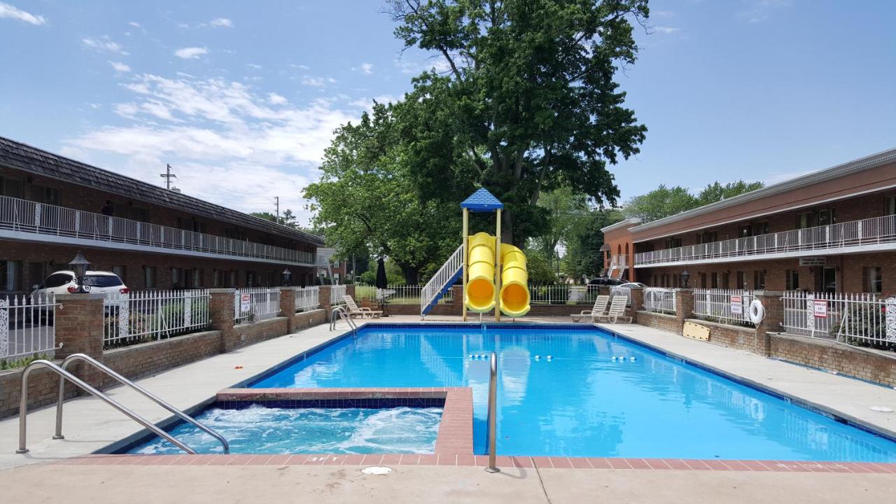South Shore Inn — photo 4