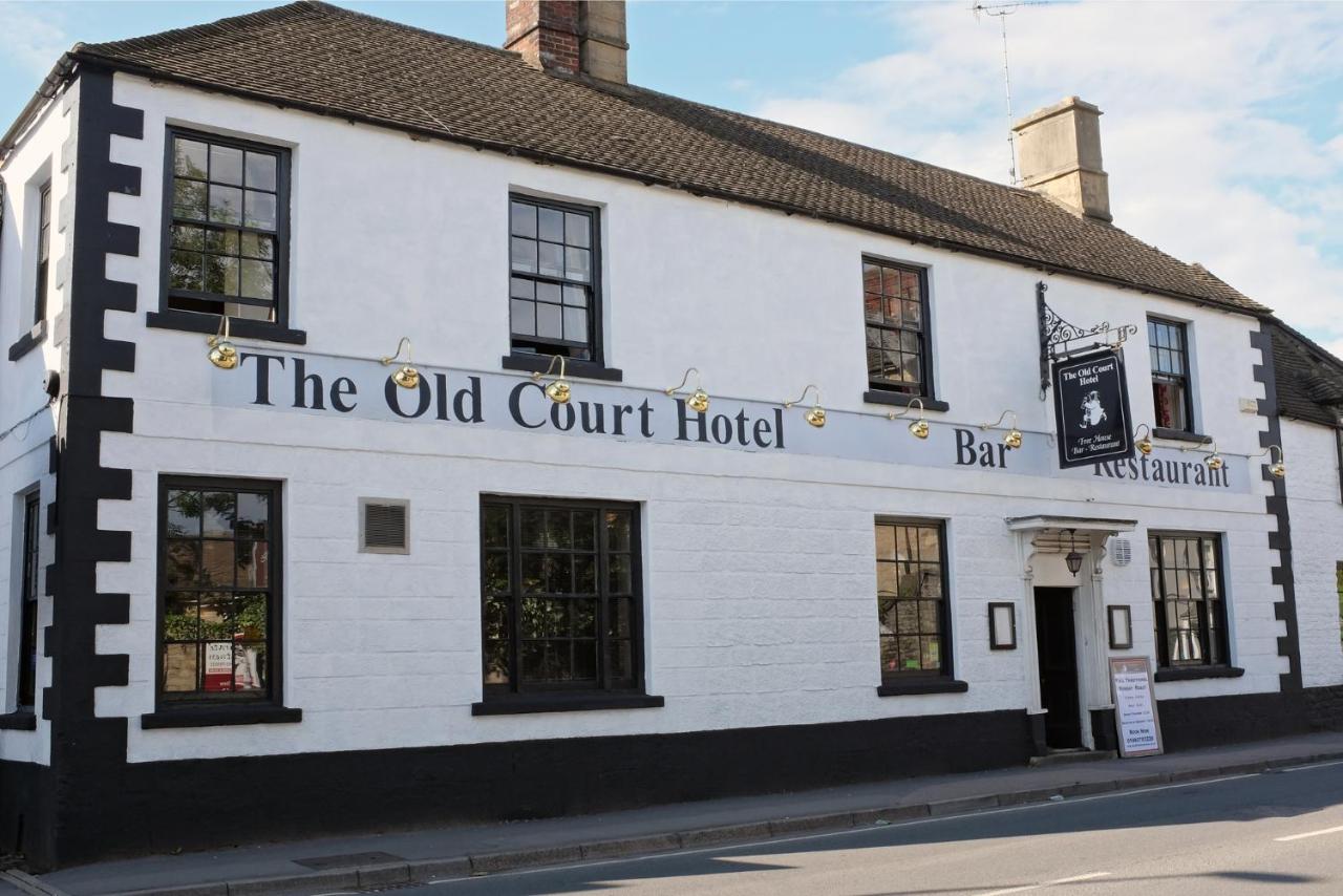 The Old Court Hotel - Laterooms