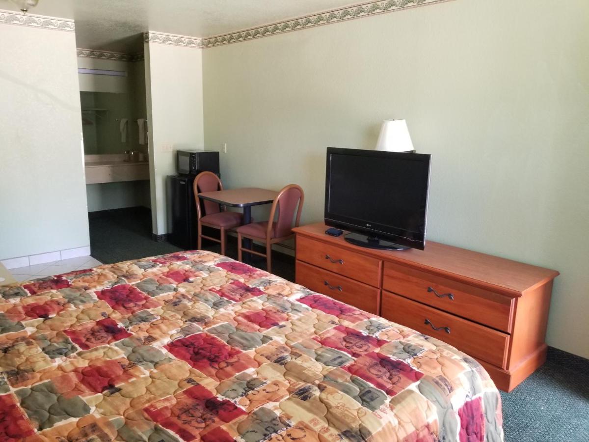 Howell's Motel — photo 6