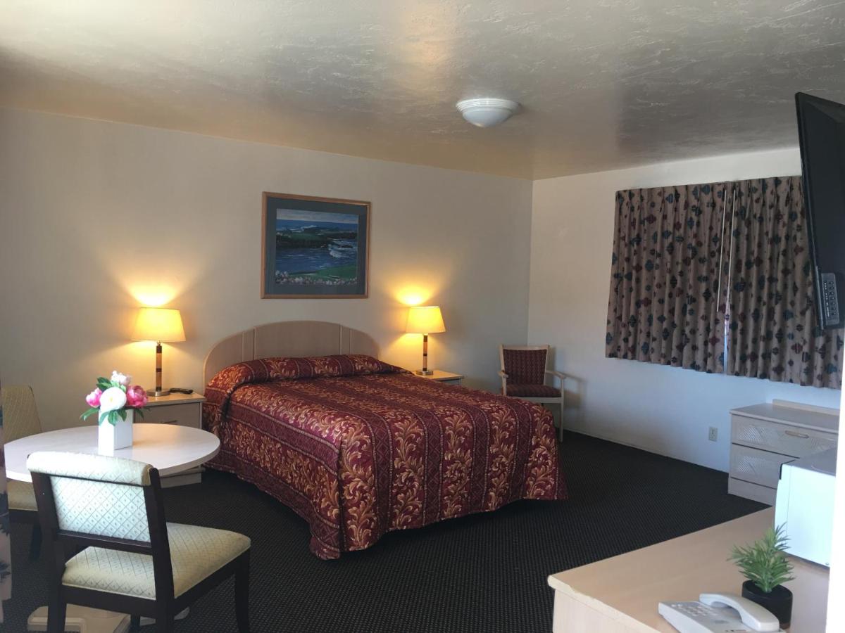 Old Marina Inn — photo 12
