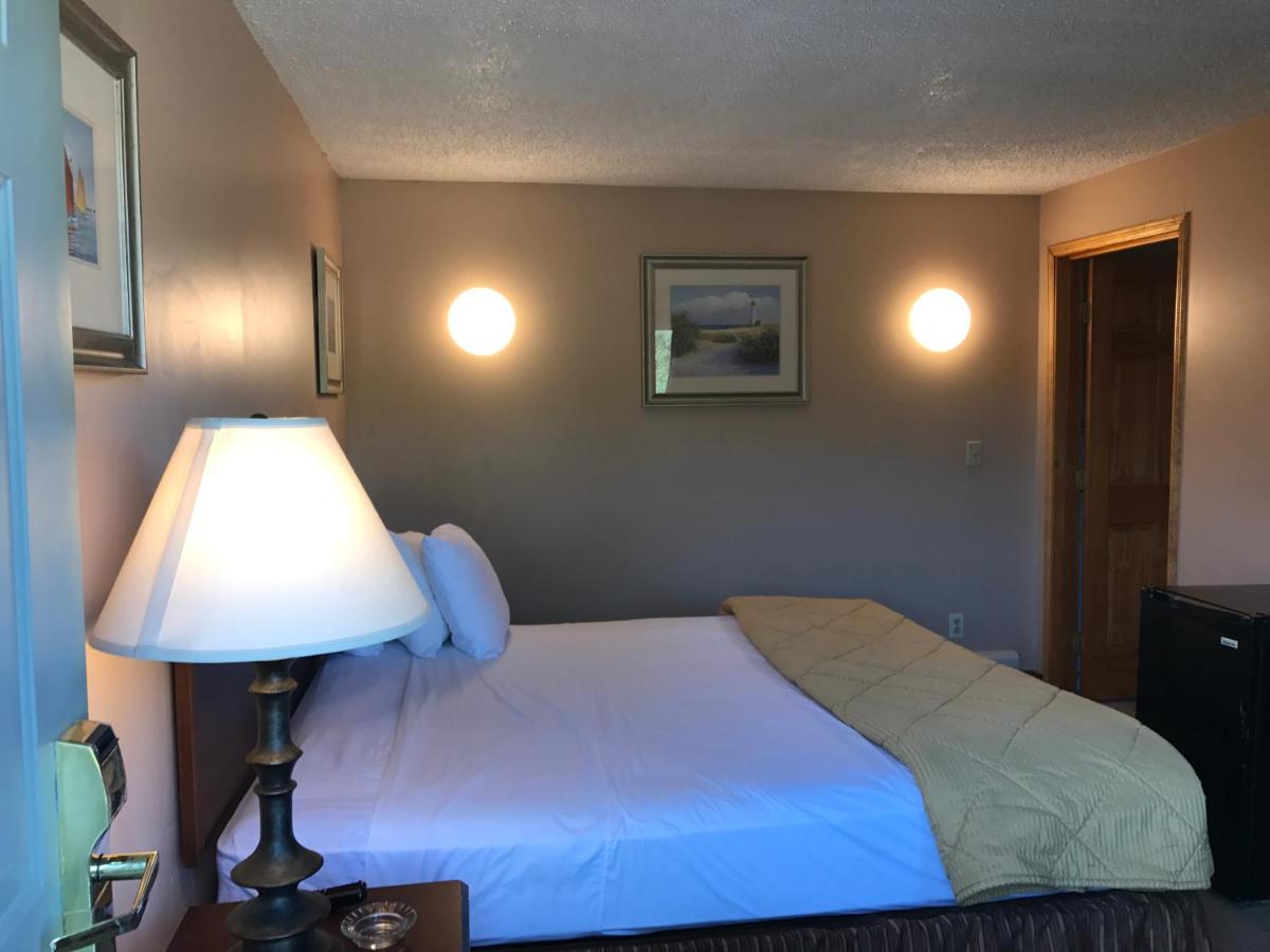 Capri Motel — photo 14