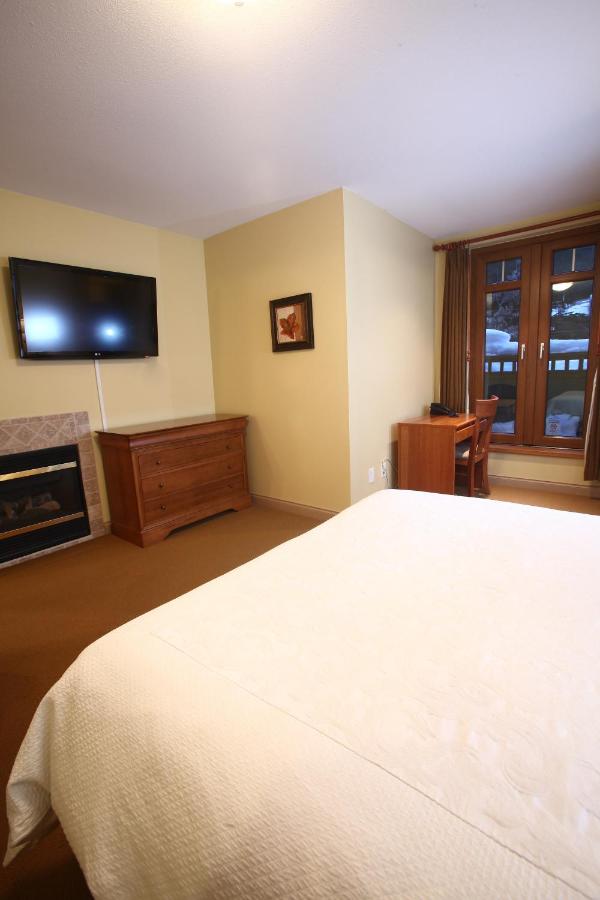 Whistler Alpine Chalet Retreat & Wellness photo