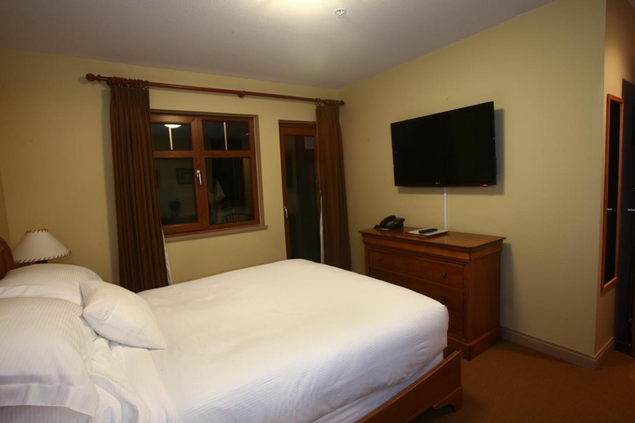 Whistler Alpine Chalet Retreat & Wellness photo