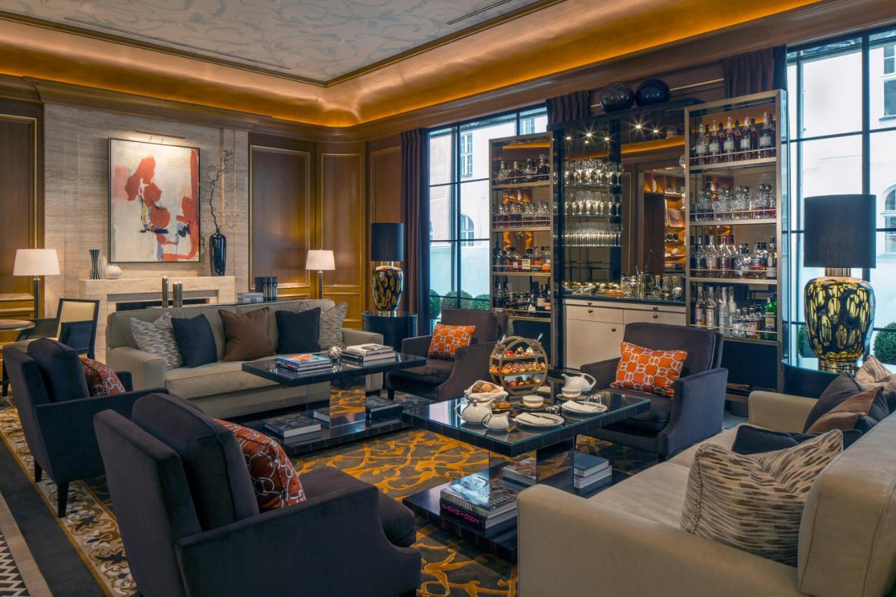 Four Seasons Hotel Prague photo
