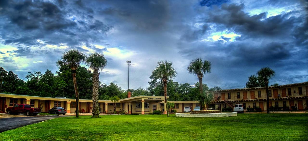 Pine Forest Motel — photo 15
