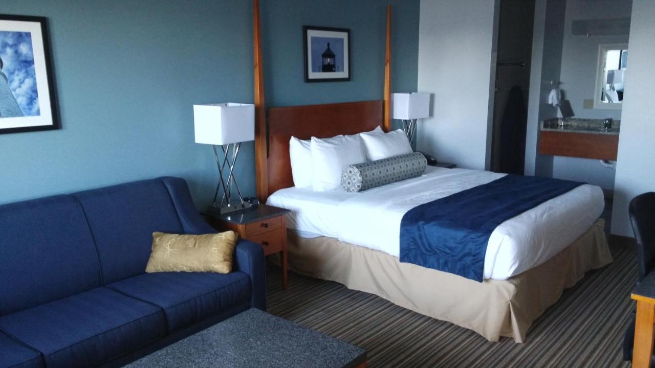 Ripples-Inn At The Harbor — photo 20