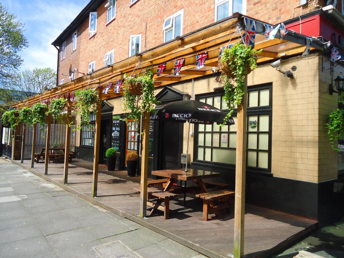 Hour Glass Hotel - 2