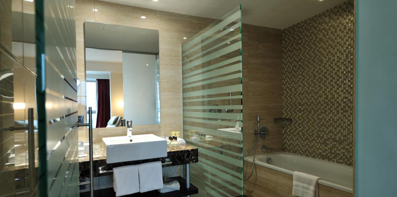 Pullman Kinshasa Grand Hotel photo