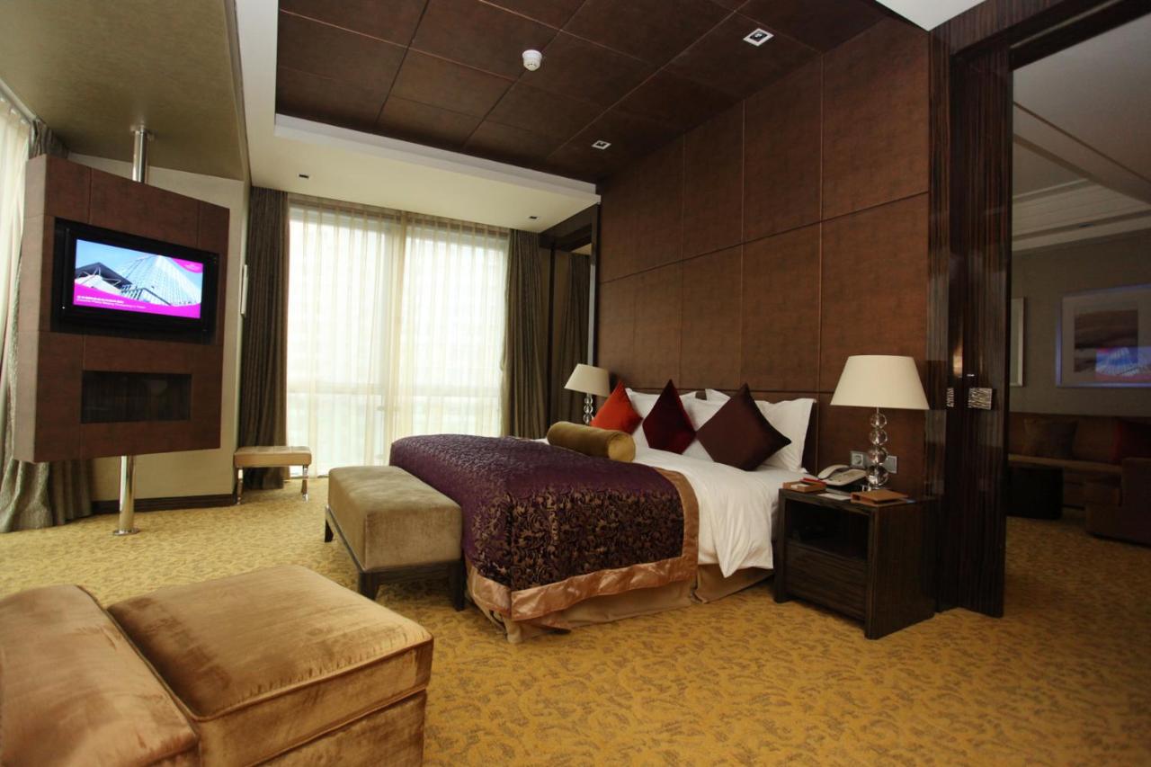 Crowne Plaza Beijing Chaoyang U-Town, an IHG Hotel photo