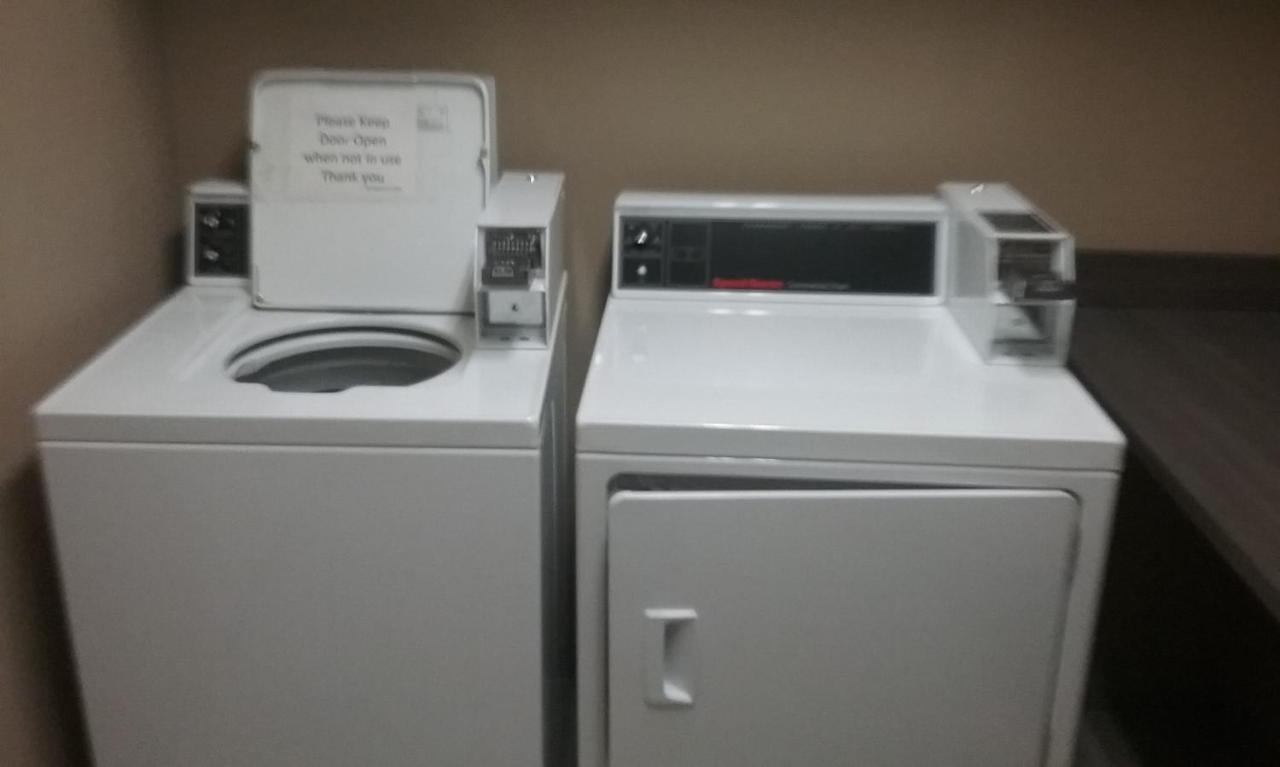 Gateway Park Hotel and Suites - Sioux Falls -Tea — photo 10