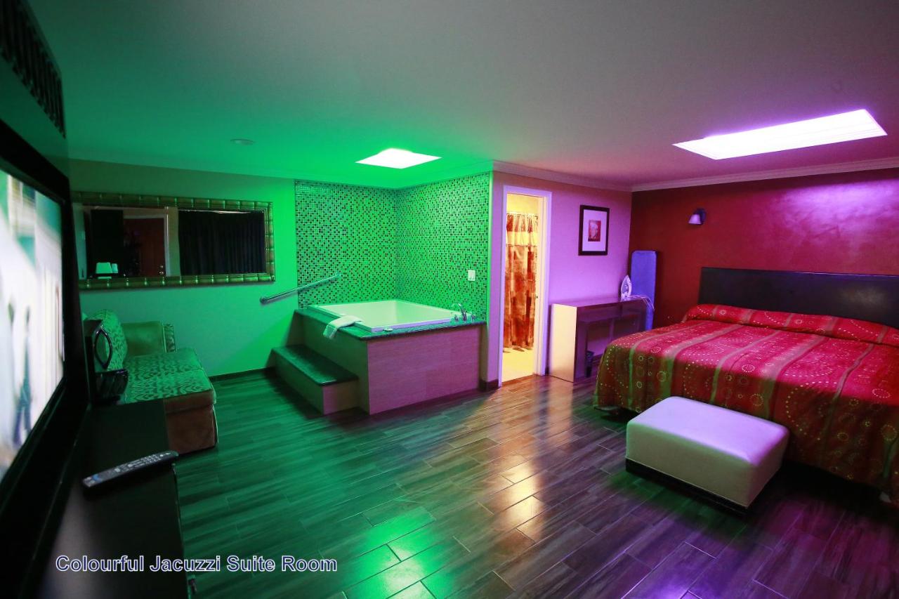 Palm Motel — photo 14