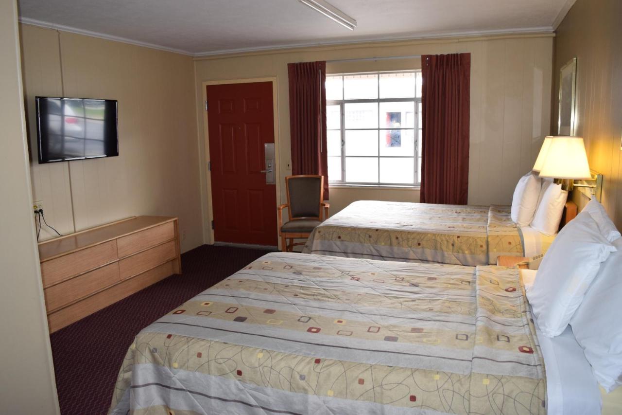 Economy Inn — photo 21