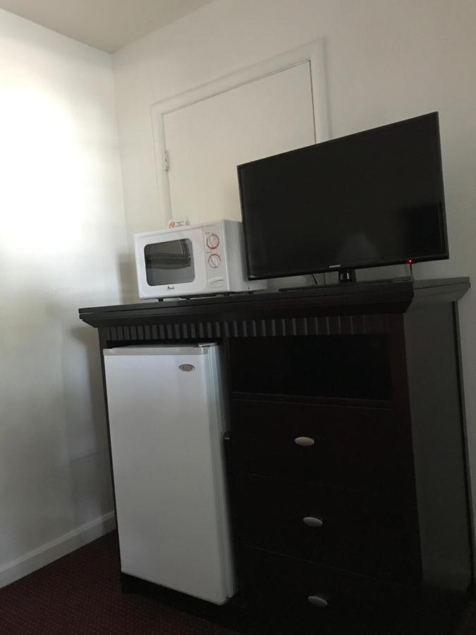Town House Motel — photo 14