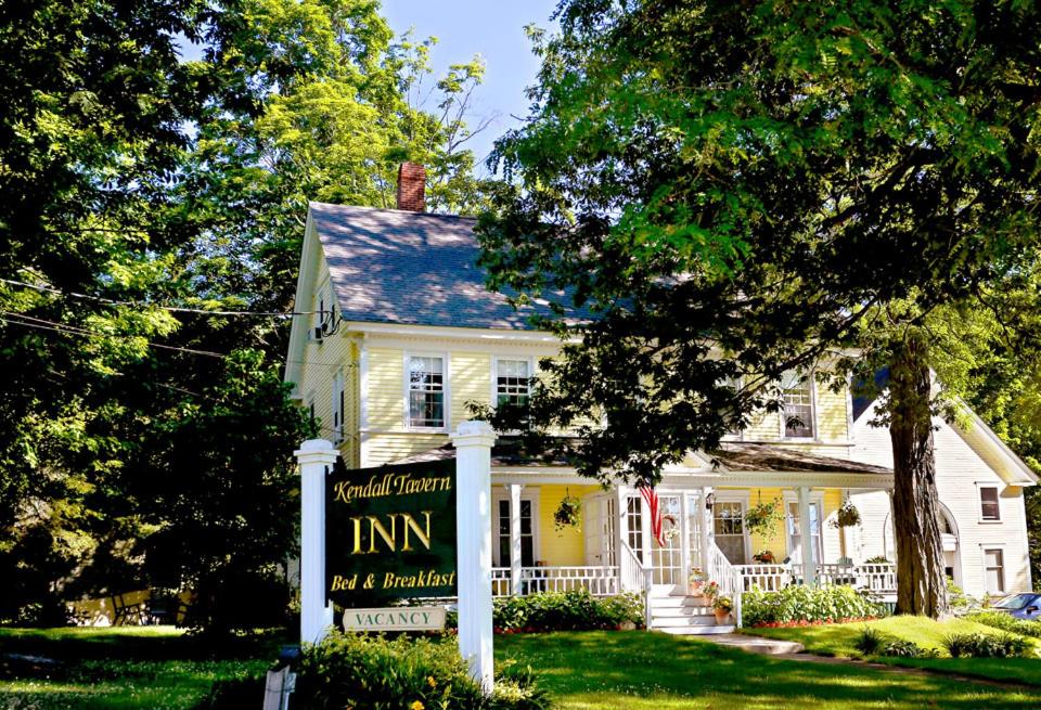 Kendall Tavern Inn Bed and Breakfast