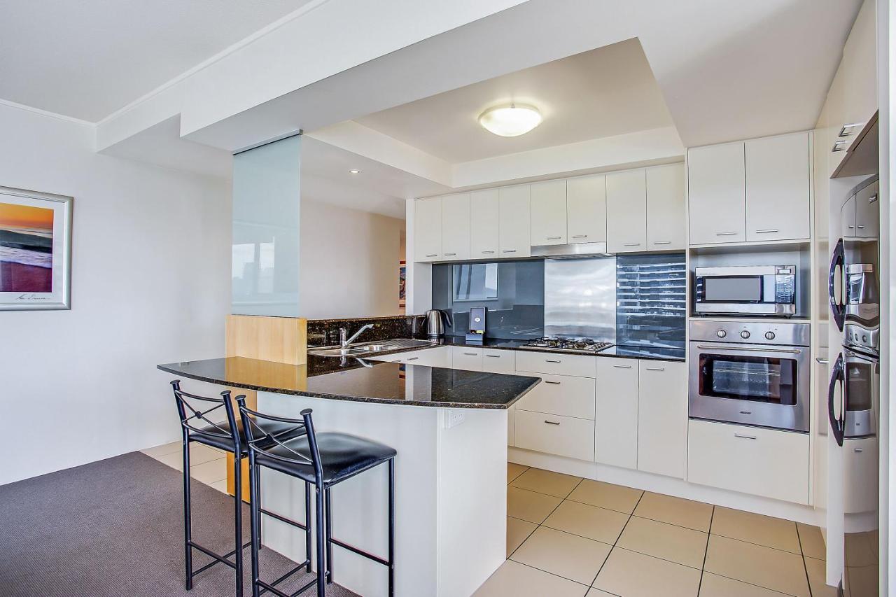 Mantra Broadbeach on the Park photo