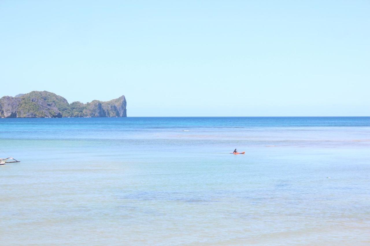 Beach: Rosanna's Pension