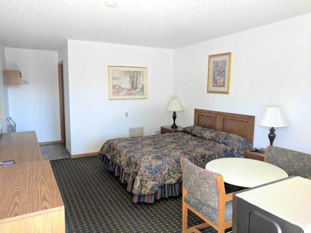 All Seasons Motel — photo 2