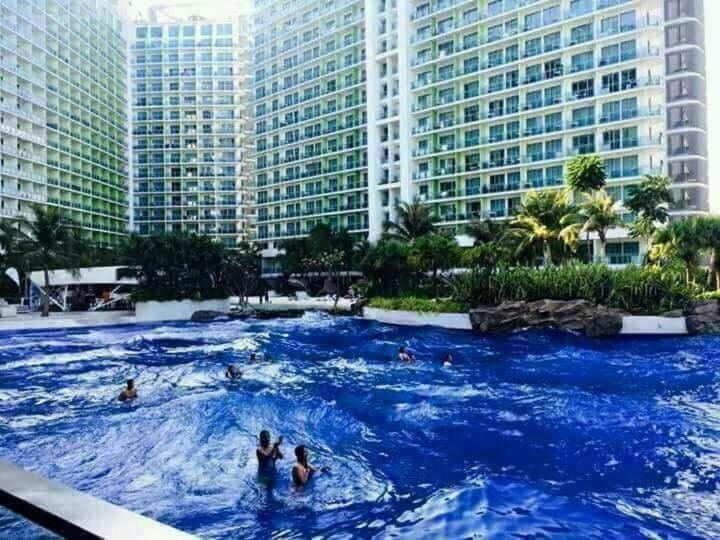 Beach: Joanne Sweet Home