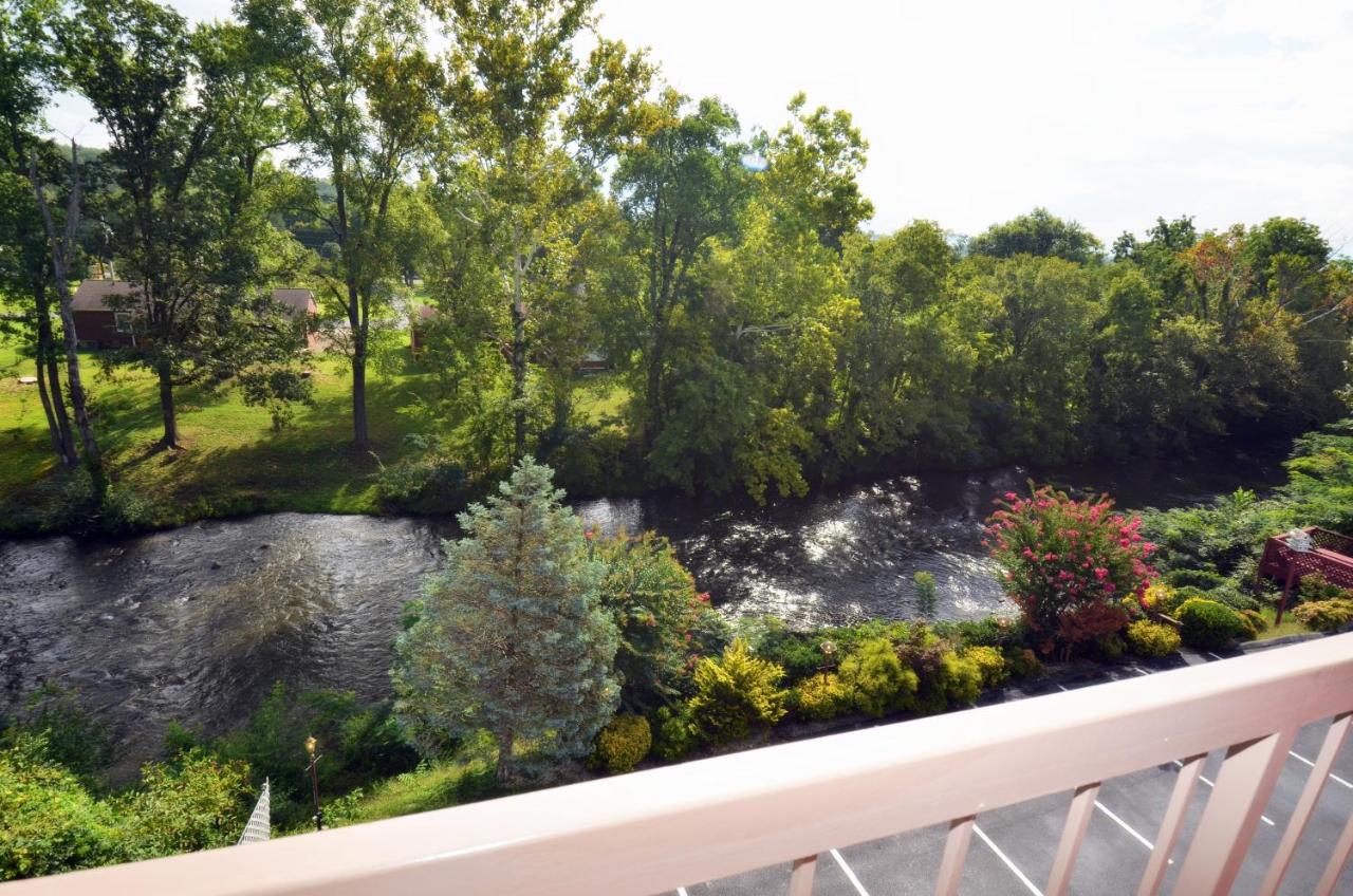 Rivergate Mountain Lodge — photo 23