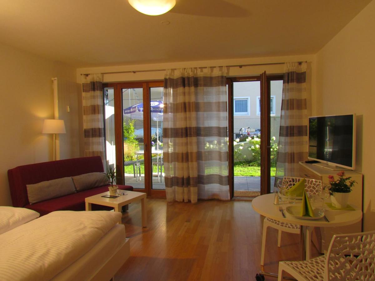 AMENITY-Garden-Apartments