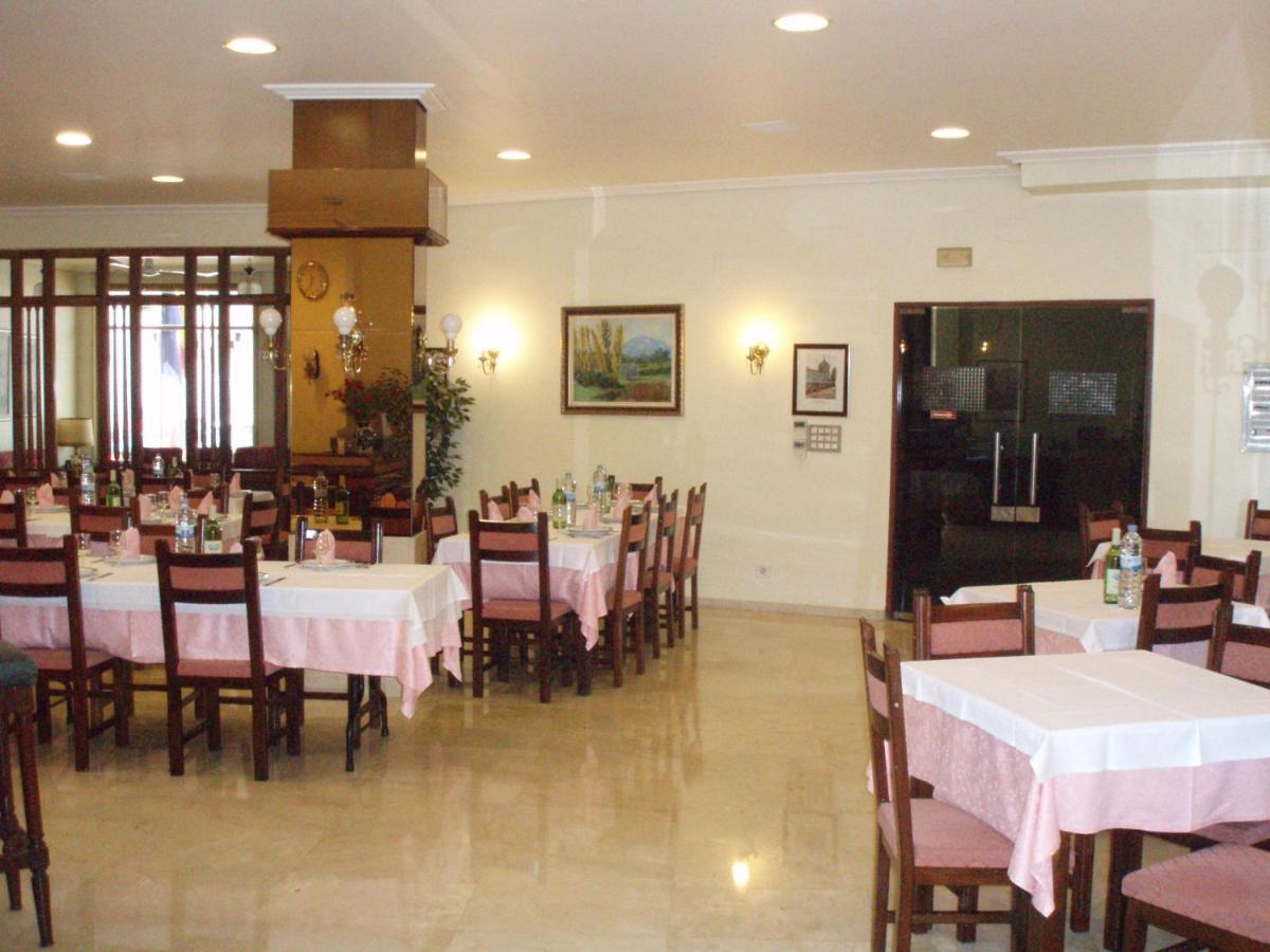 Hotel San Juan II, O Casal Pontevedra, Spain - Booking.com