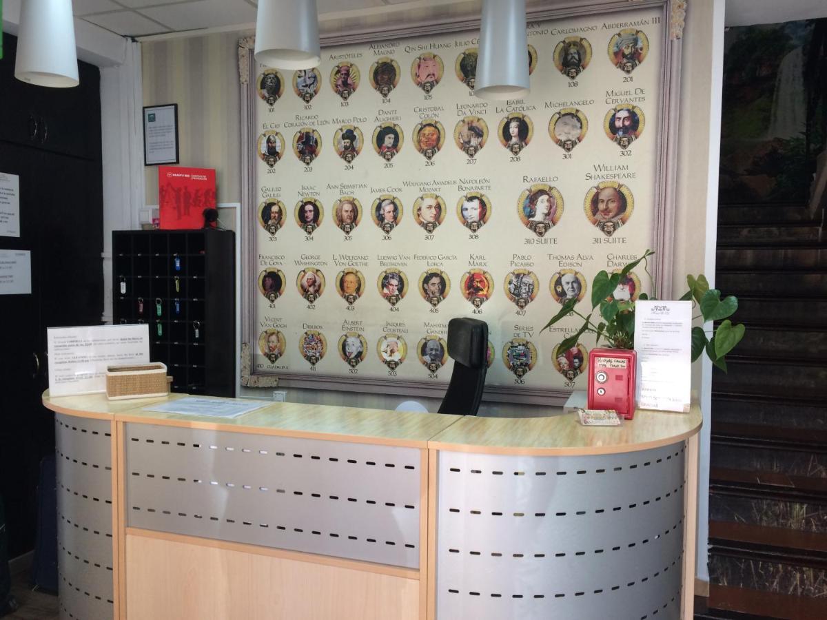 Hostal Temático El Cid, Fuengirola – Updated 2022 Prices