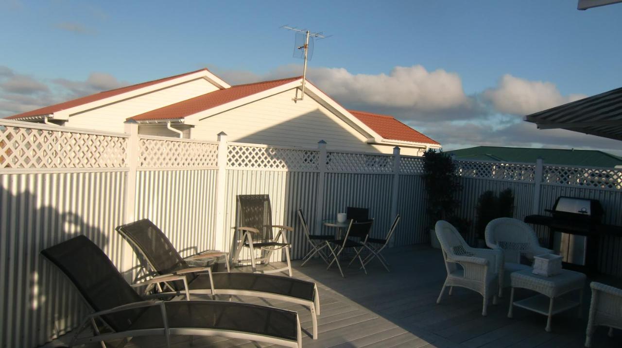 Beach: Ocean Front Villa