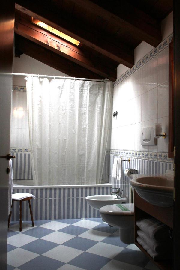 Hotel Antico Moro photo