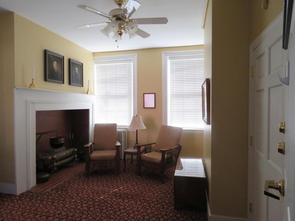 The Swope Manor Bed & Breakfast — photo 24